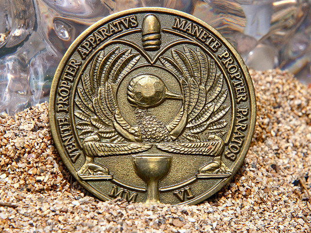 File:Challenge Coins 1570.jpg