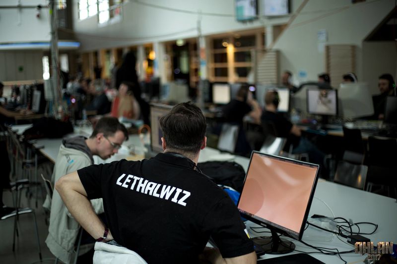 File:Qhlan2017 Lethalwiz phantasy.jpg