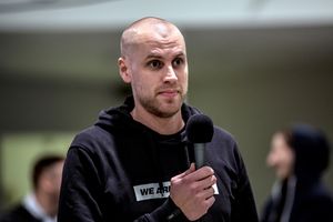 Qhlan2017 Feffe mic.jpg