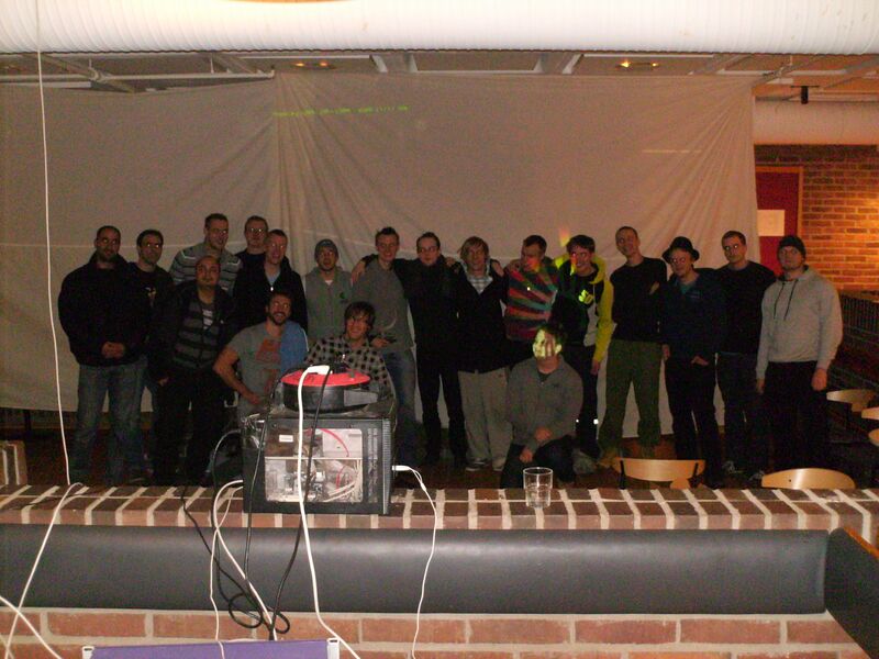 File:Qh13 13-10on10 teams.jpeg